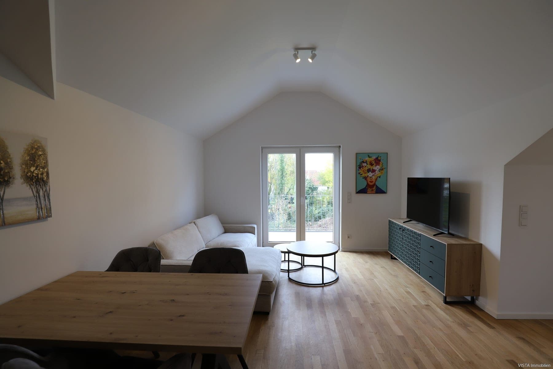 Dachgeschosswohnung — Ansicht 3