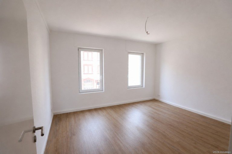 Wohnzimmer Darmstadt Etagenwohnung Erstbezug nach hochwertiger Kernsanierung - Stilvolle 3-Zimmer-Wohnung mit moderner Ausstattung