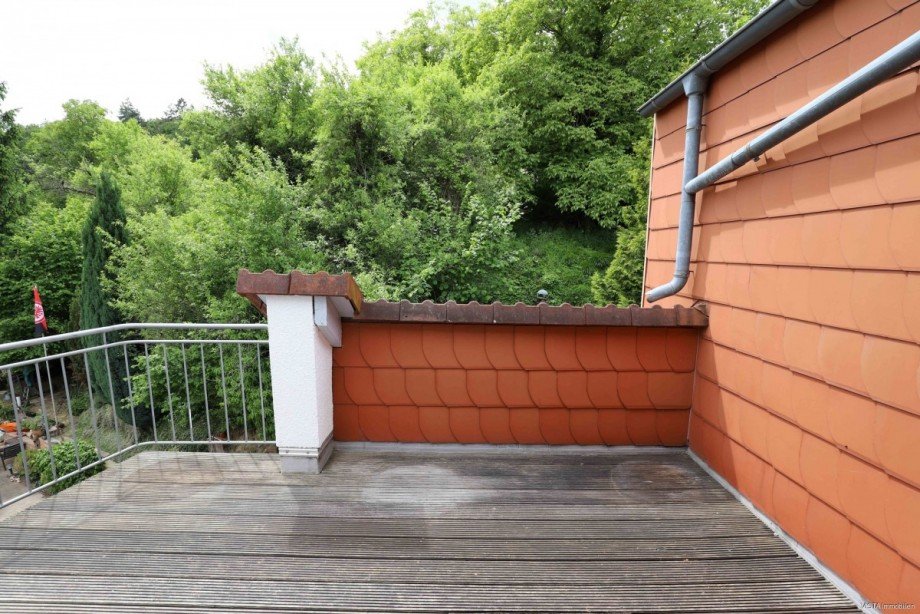 Balkon-Terrasse Dachgeschosswohnung M�hltal / Nieder-Beerbach