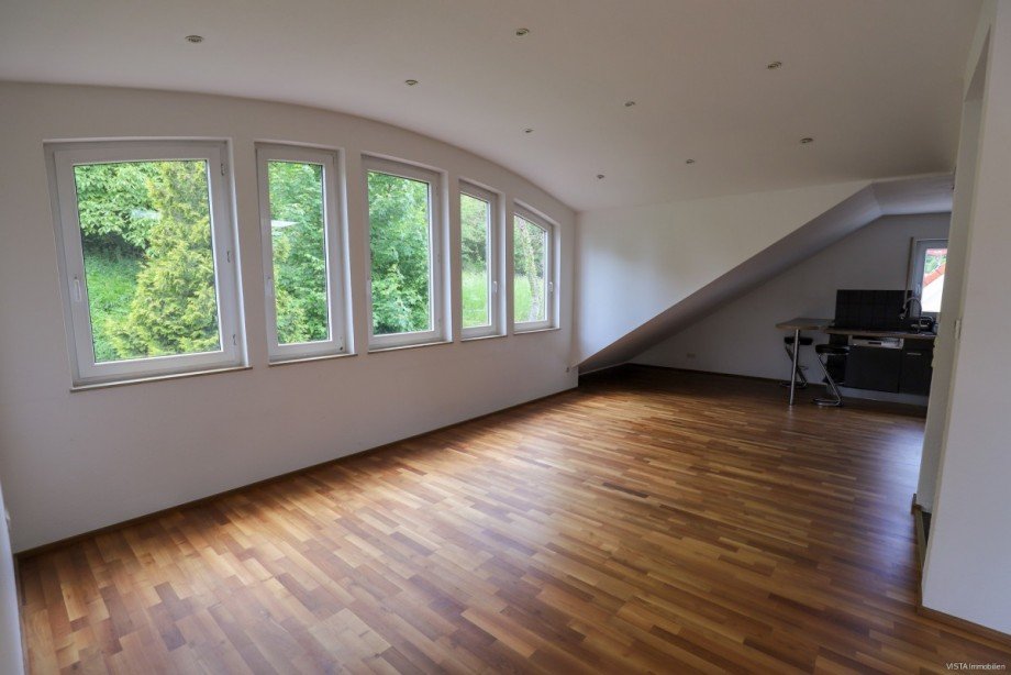 Wohn-, und Essbereich-Ansicht 2 Dachgeschosswohnung M�hltal / Nieder-Beerbach