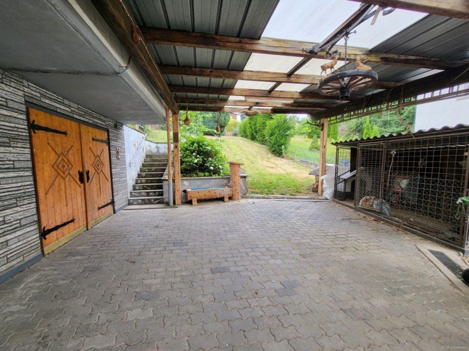 �berdachte Hoffl�che Einfamilienhaus Seeheim-Jugenheim / Ober Beerbach