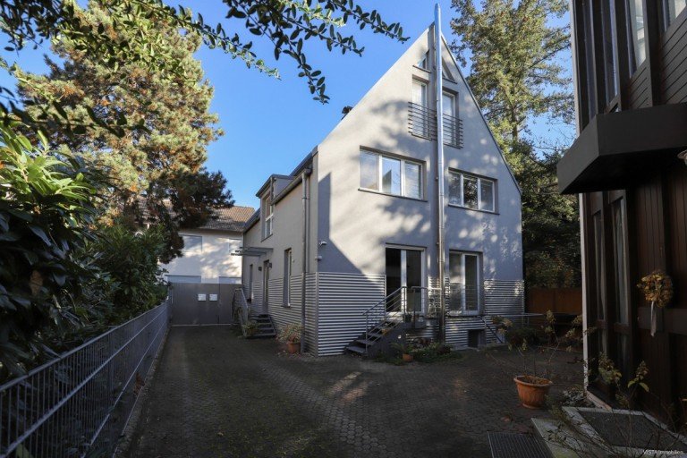 Au�enansicht Haus 1 Pfungstadt Einfamilienhaus Zwei H�user ! Vielf�ltige Nutzungsm�glichkeiten f�r Mehrgenerationenwohnen, Arbeiten und Vermieten