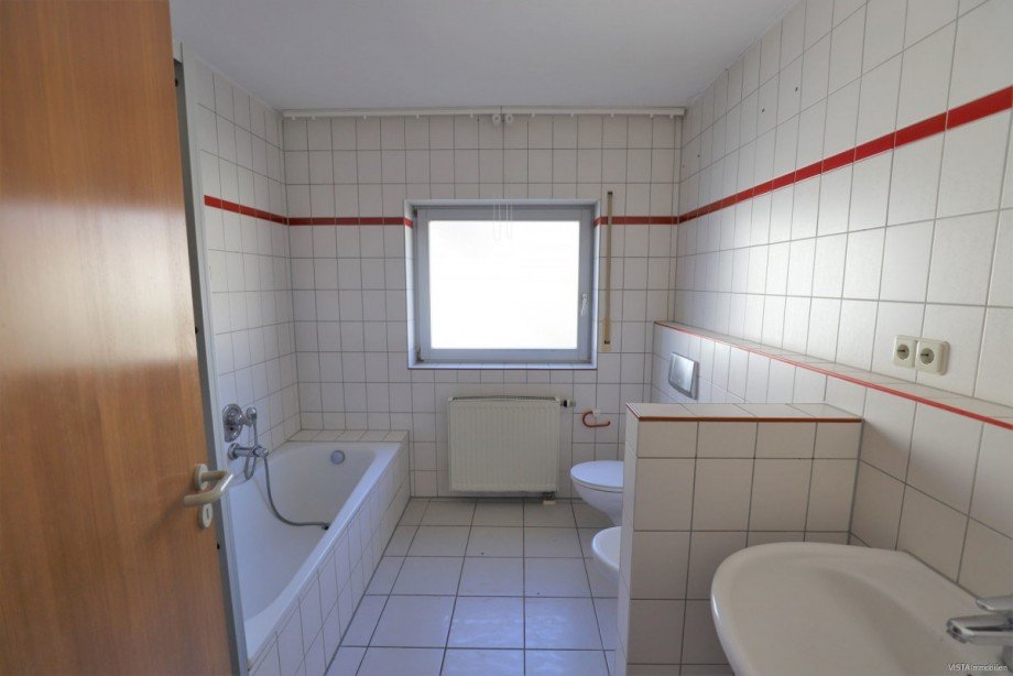 Dusch-, und Wannenbad Zweifamilienhaus Fischbachtal-Niedernhausen