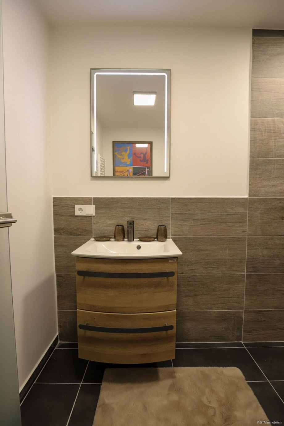 Bad Ansicht-2 Souterrainwohnung Darmstadt