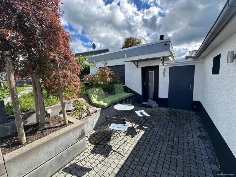 Au�en-Eingangsbereich Darmstadt / Eberstadt B�rofl�che Kleine B�roeinheit in eigenem Bungalow mit Freisitz