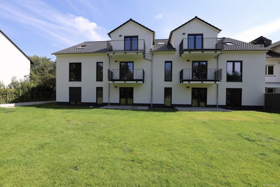 Aussenansicht R�ckseite Erdgeschosswohnung Darmstadt / Arheilgen