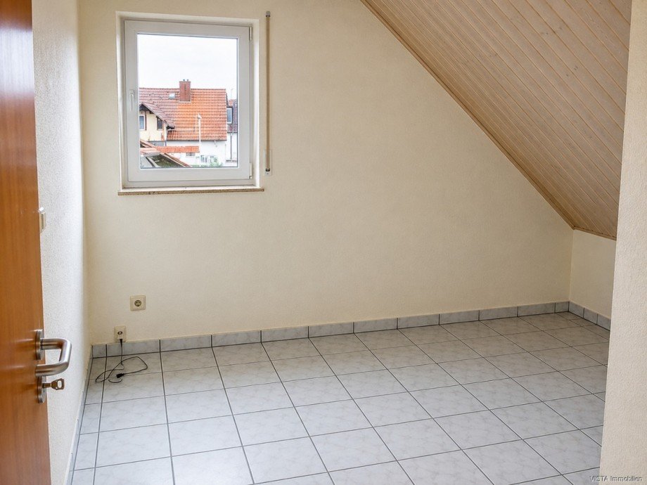Zimmer 2 Dachgeschosswohnung Ober - Ramstadt
