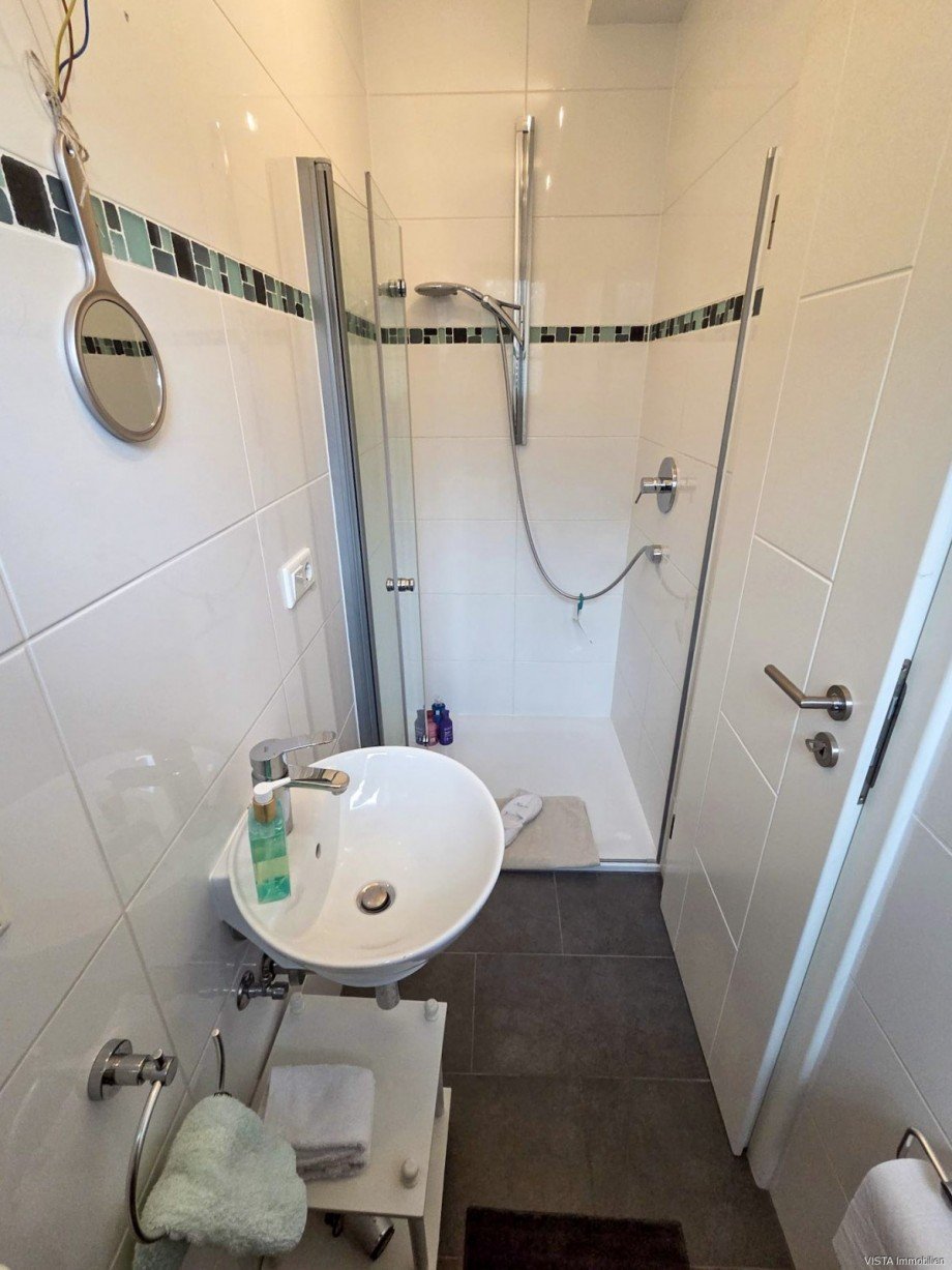 G�ste-Duschbad 2 Mehrfamilienhaus Bensheim