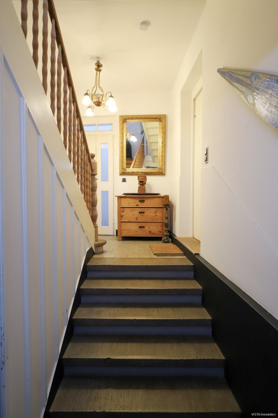 Treppenhaus-Eingang Mehrfamilienhaus Darmstadt