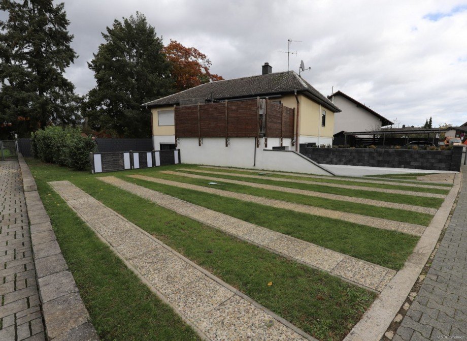 PKW-Stellpl�tze Zweifamilienhaus B�ttelborn / Klein-Gerau