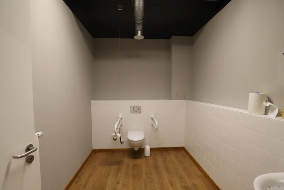 Behinderten Gerechte Toilette Ladenlokal Darmstadt / Eberstadt