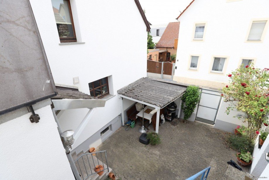 Hoffl�che Einfamilienhaus Darmstadt / Arheilgen