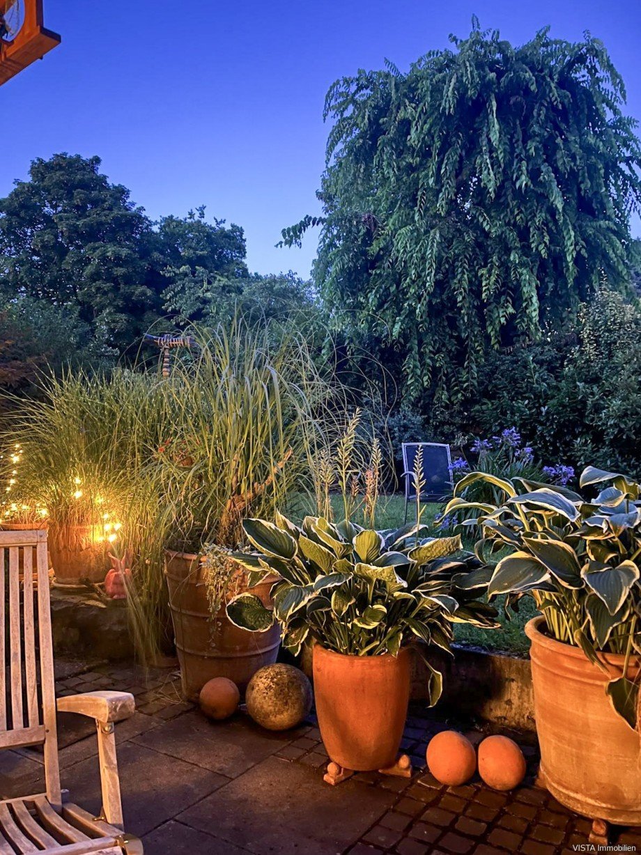 Abendstimmung-Terrasse Mehrfamilienhaus Bensheim
