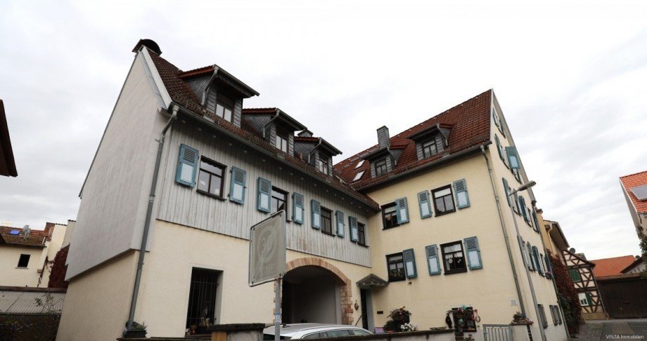 Seitenansicht Mehrparteienhaus Haus Gro�-Bieberau