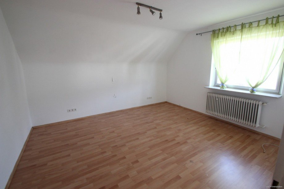 Schlafzimmer 1. Obergeschoss Einfamilienhaus Ro�dorf