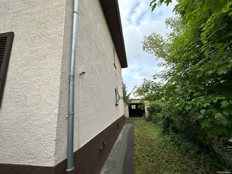Zufahrt Garage Einfamilienhaus Darmstadt / Eberstadt