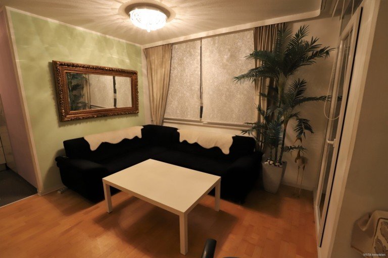 Sofaecke Darmstadt / Kranichstein Etagenwohnung Voll M�bliertes 1-Zimmer-Appartment mit separatem Duschbad und Balkon