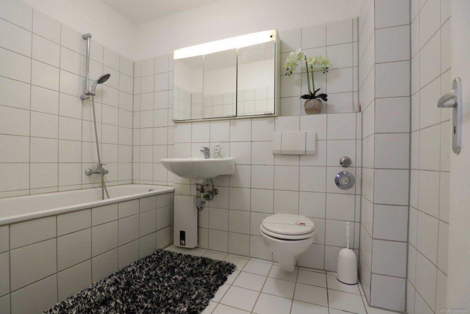 Wannenbad Etagenwohnung Griesheim