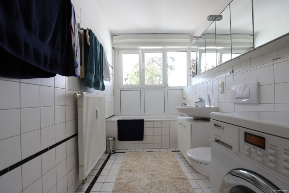 Dusch-, und Wannenbad Maisonettewohnung Darmstadt