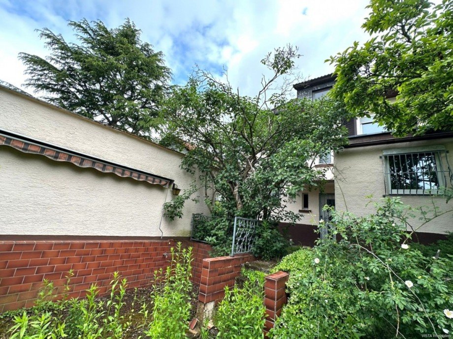 R�ckansicht Garten Einfamilienhaus Darmstadt / Eberstadt