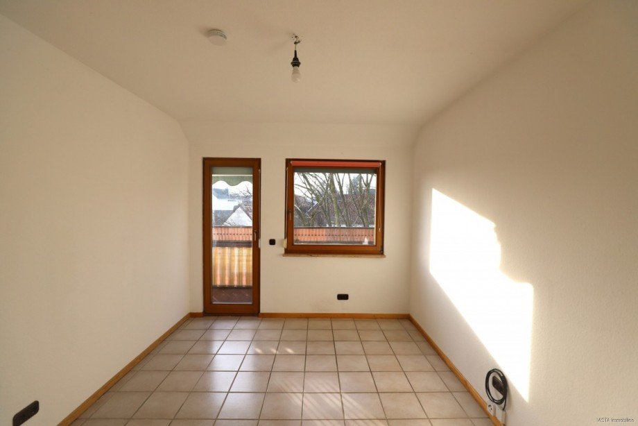 Kinder-, oder Arbeitszimmer.. Dachgeschosswohnung Ro�dorf