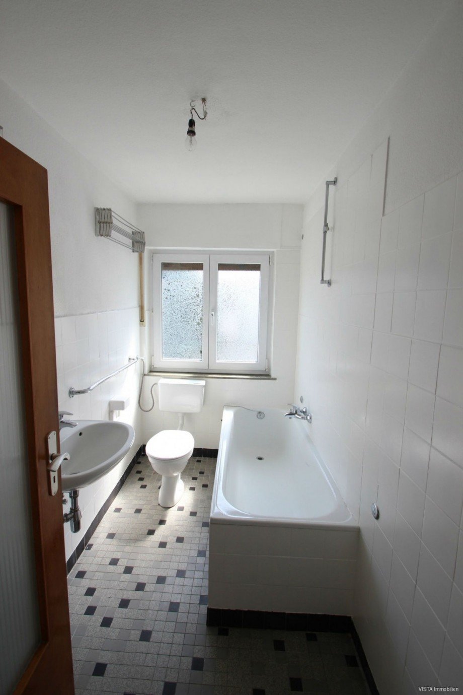 Bad Seitenbau Einfamilienhaus Darmstadt / Wixhausen