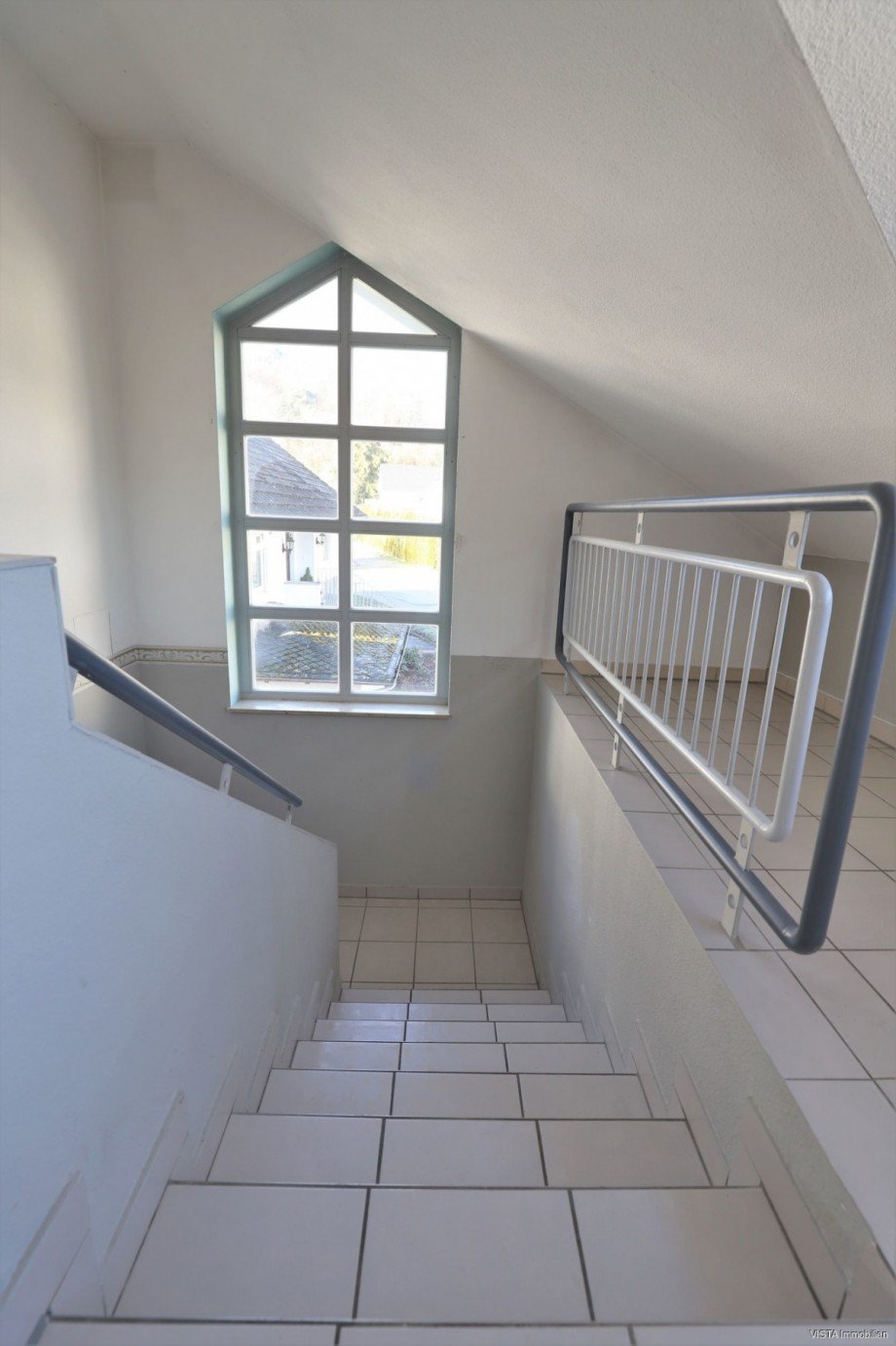 Treppenaufgang Zweifamilienhaus Fischbachtal-Niedernhausen