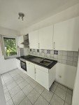 Hauptbild Hochparterre-Wohnung mit Einbauk�che, gro�em Balkon und PKW-Stellplatz