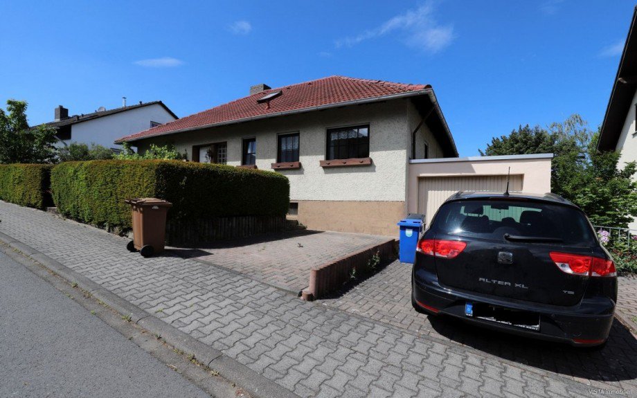 Aussenansicht Eingang Einfamilienhaus Eppstein / Bremthal