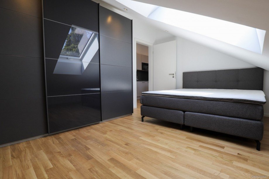 Dachgeschoss links-Schlafzimmer Dachgeschosswohnung Darmstadt / Arheilgen