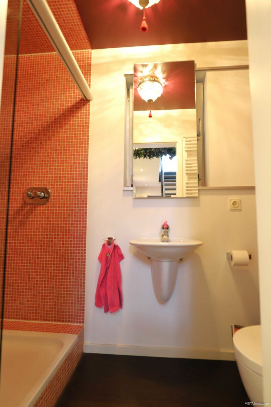Duschbad Ansicht 2 Einfamilienhaus Pfungstadt