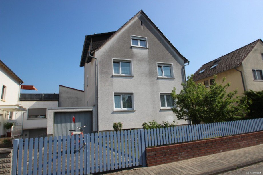 Aussenansicht Einfamilienhaus Darmstadt / Wixhausen