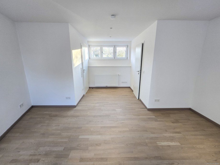 Kinder-, oder Arbeitszimmer Obergeschoss Souterrainwohnung M�hltal / Traisa