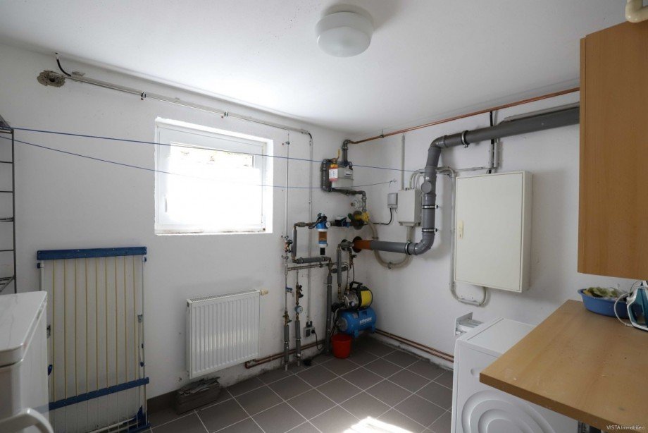 Wirtschaftsraum Doppelhaush�lfte Darmstadt / Eberstadt