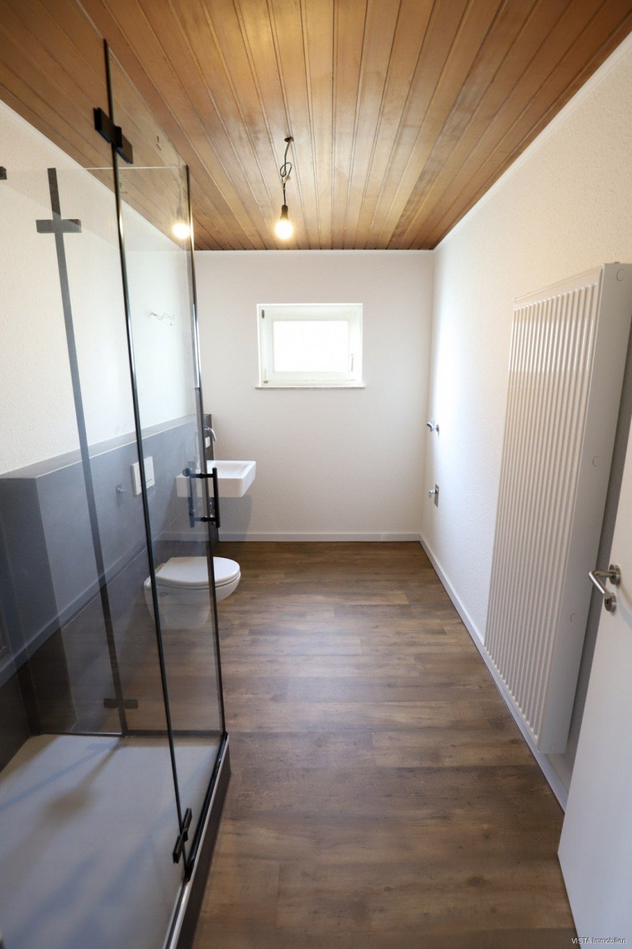 Duschbad Obergeschoss Ansicht 1 Maisonettewohnung Weiterstadt